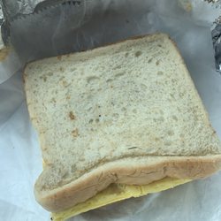 Breakfast sandwich