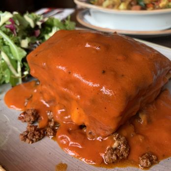 Iskele - Meat Moussaka - Mediterranean Near Me - London, XGL Iskele - Meat Moussaka - Mediterranean Near Me - London, XGL