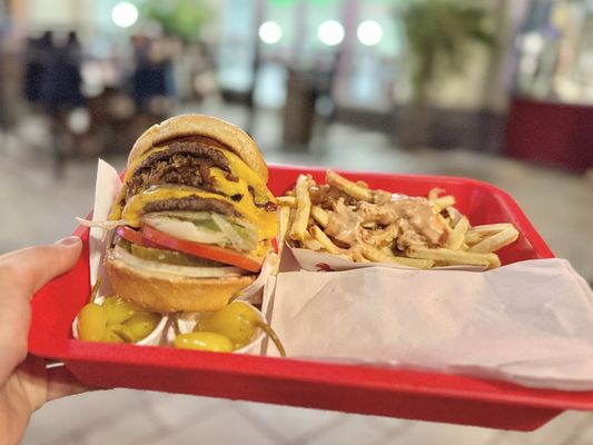 In-N-Out Burger by null