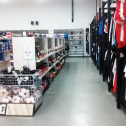 Newsport Outlet - Interior