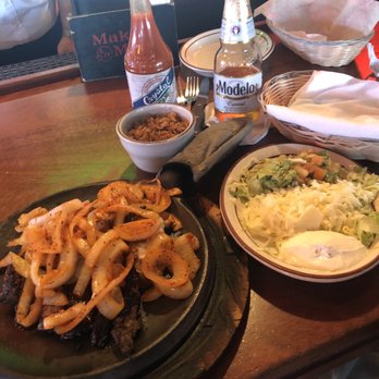 Border Cafe - Half and half fajitas - Mexican Near Me - Burlington, Massachusetts Border Cafe - Half and half fajitas - Mexican Near Me - Burlington, Massachusetts