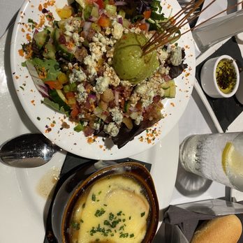 E & E Stakeout Grill - Crock of French Onion Soup* Soup & Side Kokopelli Salad - American Near Me - Belleair Bluffs, Florida E & E Stakeout Grill - Crock of French Onion Soup* Soup & Side Kokopelli Salad - American Near Me - Belleair Bluffs, Florida