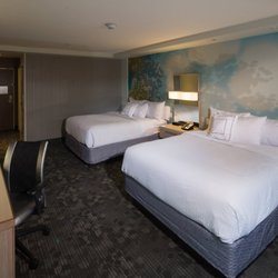 Queen/Queen Guest Room