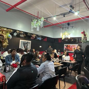 Crescent City Kitchen - Intimate sized dining room - Breakfast & Brunch Near Me - Atlanta, Georgia