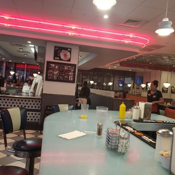 RedEye Diner - Diners Near Me - Charlotte, North Carolina