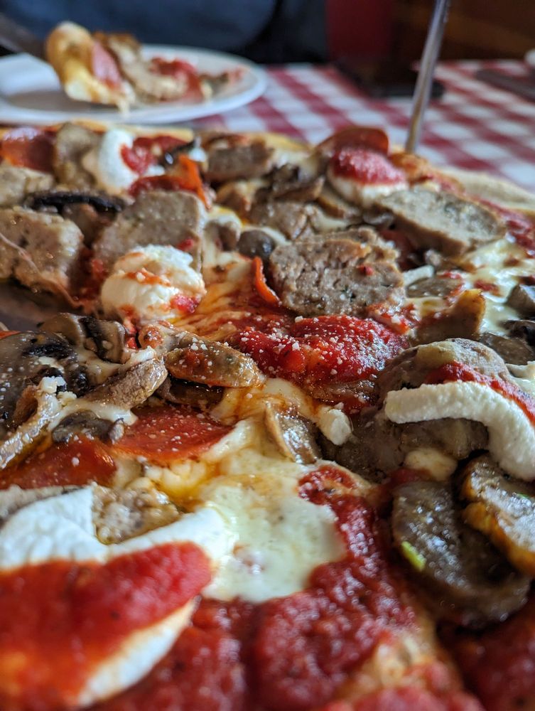 Kenny's East Coast Pizza