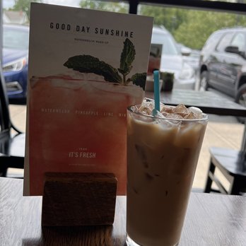 First Watch - Fresh juices and iced coffee - Breakfast & Brunch Near Me - Dayton, Ohio