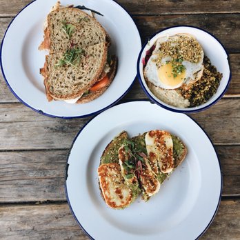 Blueys Kitchen - Caveman bowl, Halloumi toast, & a sandwich I can't remember the name of - Cafes Near Me - Santa Monica, California Blueys Kitchen - Caveman bowl, Halloumi toast, & a sandwich I can't remember the name of - Cafes Near Me - Santa Monica, California