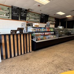 DeLishka Sandwiches & Bites