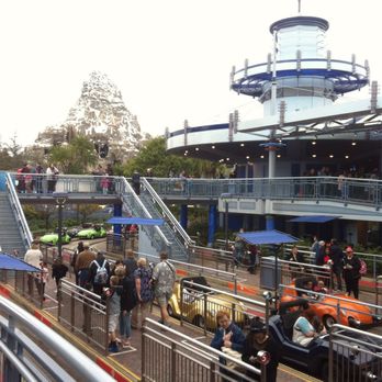 Autopia - Amusement Parks Near Me - Anaheim, California Autopia - Amusement Parks Near Me - Anaheim, California