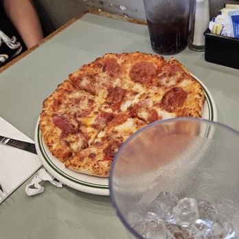 Tally-Ho Restaurant - Personal Pan Pepperoni Pizza - Pizza Near Me - Potomac, Maryland Tally-Ho Restaurant - Personal Pan Pepperoni Pizza - Pizza Near Me - Potomac, Maryland
