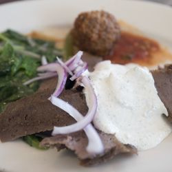 Zorba - Gyro plate with spinach and meatball