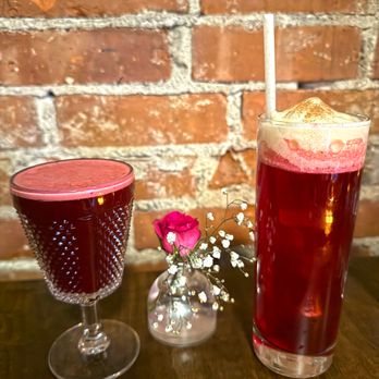 The Laurel - Delicious cocktails and mocktails! (Photo by: Deanna Troy Travels) - Cocktail Bars Near Me - West Hartford, Connecticut The Laurel - Delicious cocktails and mocktails! (Photo by: Deanna Troy Travels) - Cocktail Bars Near Me - West Hartford, Connecticut