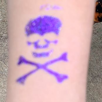 The Apple Works - Glitter tattoo - Farms Near Me - Trafalgar, Indiana