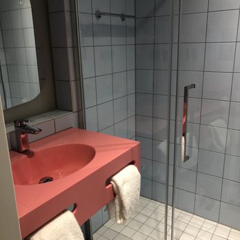 prizeotel - Badezimmer - Hotels Near Me - Hallbergmoos, BY