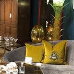 Les Couilles du Chien - A bold, artistic venue with character and a lively atmosphere around every corner.