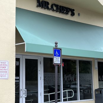 Mr.  Chef's - Cantonese Near Me - Aventura, Florida