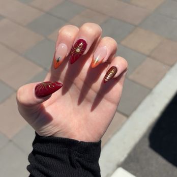 Summit Nails Spa - Acrylic Nails and Nail art - Nail Salons Near Me - Las Vegas, Nevada