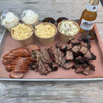 Ten50 BBQ - Jalapeño sausage, brisket, burnt ends, mac & cheese, potato salad, and banana pudding - Barbeque Near Me - Richardson, Texas Ten50 BBQ - Jalapeño sausage, brisket, burnt ends, mac & cheese, potato salad, and banana pudding - Barbeque Near Me - Richardson, Texas