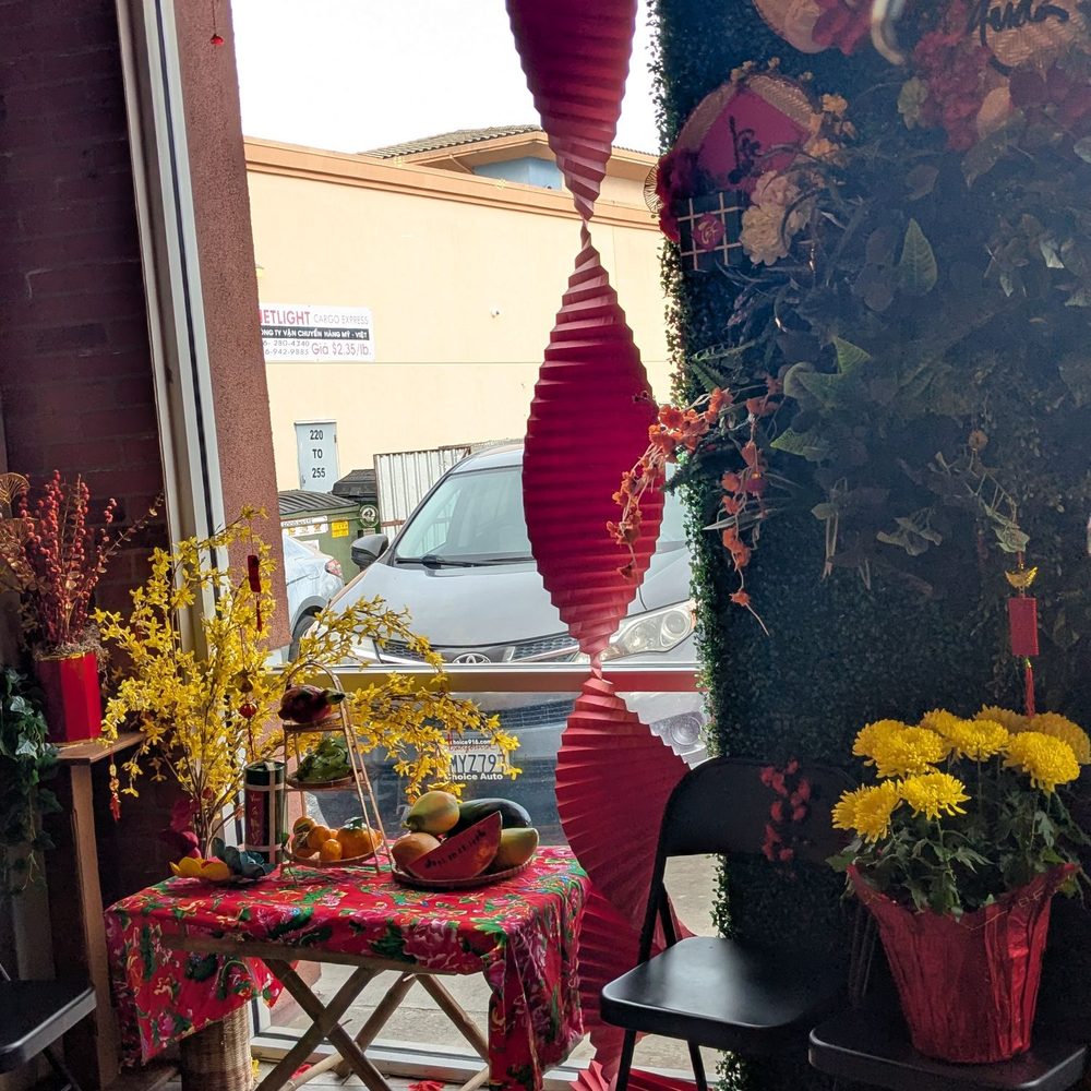 Saigon Oi - IYKYK - Vietnamese Near Me - Sacramento, California