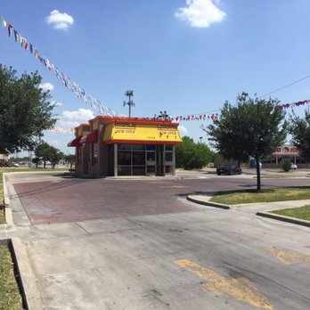 William Fried Chicken - Another Beautiful Street View. - Chicken Wings Near Me - Dallas, Texas William Fried Chicken - Another Beautiful Street View. - Chicken Wings Near Me - Dallas, Texas