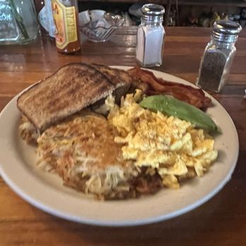 Mt Baldy Lodge - 2 egg breakfast, add avocado - American Near Me - Mount Baldy, California