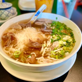 Naree Kitchen - Medium Thai Noodle Soup (Thai Pho) - Sushi Bars Near Me - Kansas City, Kansas