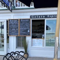 Dune & Bluffs - A few steps down to a darling cafe