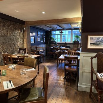 The Ox Row Inn - Bars Near Me - Salisbury, WIL