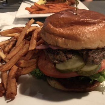 Grindstone Tap House - New American Near Me - Berea, Ohio