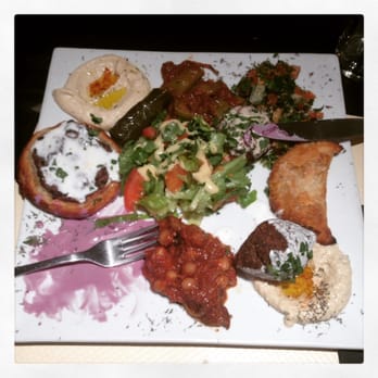Bali Coffee - Assiette découverte mezze libanais - Lebanese Near Me - Toulouse, 31