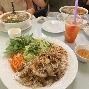 Pho Ngoc Yen Restaurant - Vietnamese Near Me - Mississauga, Ontario Pho Ngoc Yen Restaurant - Vietnamese Near Me - Mississauga, Ontario