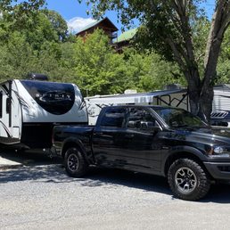 Creekside RV park campsite.