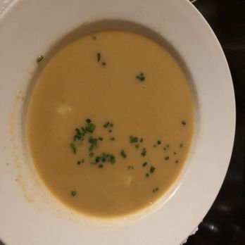 Remingtons of Niagara - Lobster Bisque Starter - Steakhouses Near Me - Niagara Falls, Ontario Remingtons of Niagara - Lobster Bisque Starter - Steakhouses Near Me - Niagara Falls, Ontario