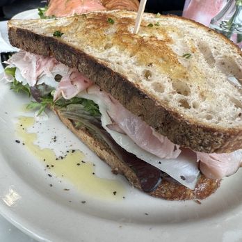 Blue Kale Cafe & Lounge - Cafes Near Me - Skokie, Illinois