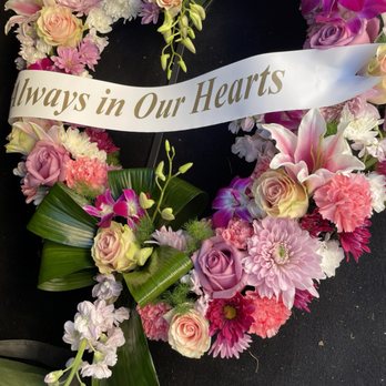 Greensleeves Florist - Lillies, roses, orchids - Florists Near Me - Fairfax, Virginia