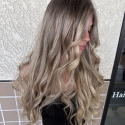 Highlights and Blowout
Stylist | Krystal