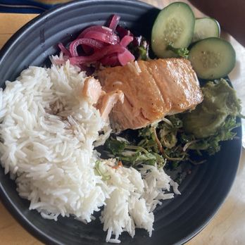 The Yellowstone Restaurant - Lounges Near Me - Pocatello, Idaho The Yellowstone Restaurant - Lounges Near Me - Pocatello, Idaho