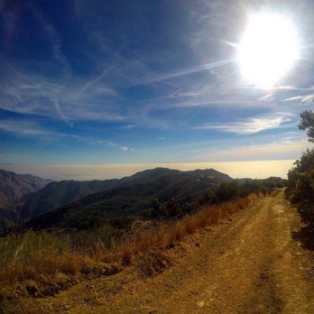 Backbone Trail - Awesome 7 mile hike, based in Malibu - Hiking Near Me - Malibu, California Backbone Trail - Awesome 7 mile hike, based in Malibu - Hiking Near Me - Malibu, California