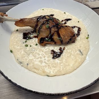 Brasswood Bar + Kitchen - Duck - American Near Me - Saint Helena, California