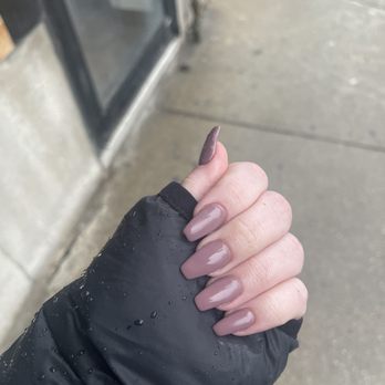Swanky Nails & Spa - Full acrylic set with tips by Kevin - Nail Salons Near Me - Chicago, Illinois