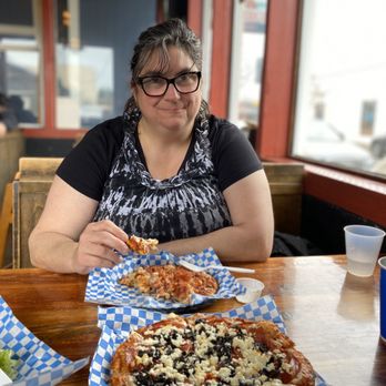 Pizza Harbor - My beautiful 100% Italian wife... she says this pizza is legit! - Pizza Near Me - Seaside, Oregon