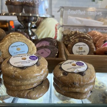 Wevegan Cafe - Bakeries Near Me - Tampa, Florida