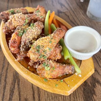 Restaurant 605 - Wings - Bars Near Me - Albany, New York Restaurant 605 - Wings - Bars Near Me - Albany, New York