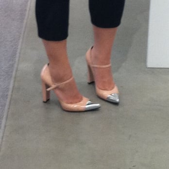Stuart Weitzman - Shoe Stores Near Me - Costa Mesa, California