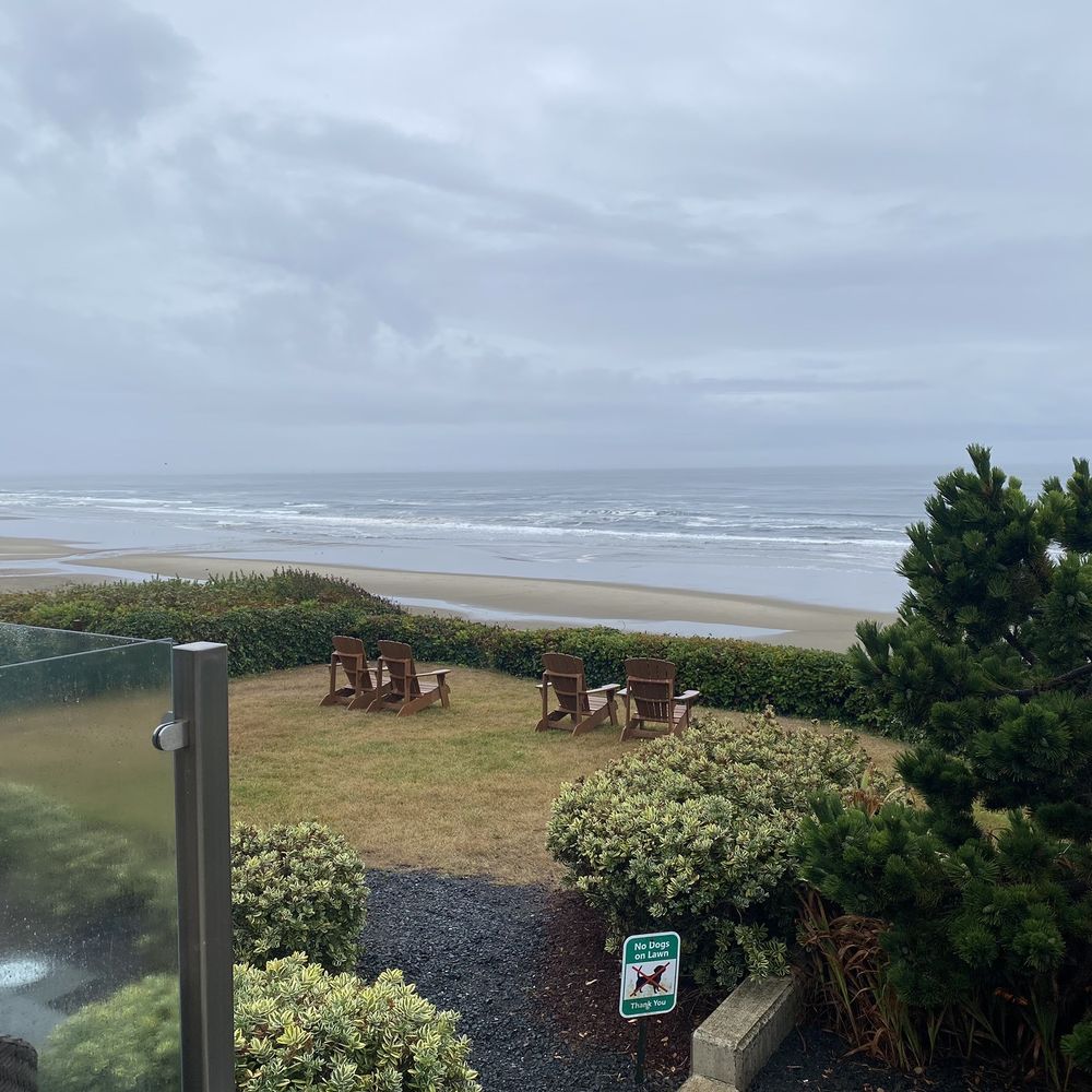 Inn at Nye Beach - Nice overlook , relaxing and serene. When no fog you can see the Yaquina lighthouse - Hotels Near Me - Newport, Oregon Inn at Nye Beach - Nice overlook , relaxing and serene. When no fog you can see the Yaquina lighthouse - Hotels Near Me - Newport, Oregon