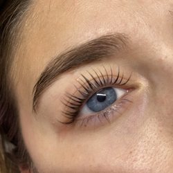 RedKelly Beauty - Lash lift and tint