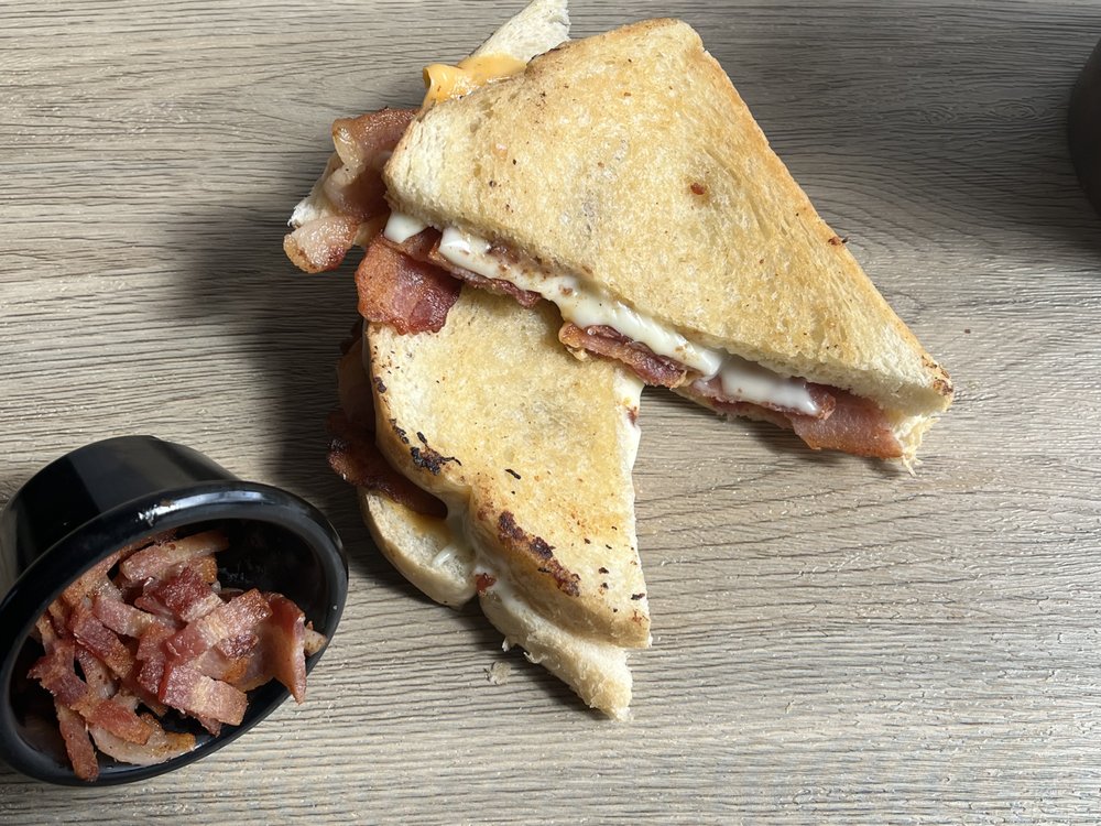 JARHEADS FOOD TRUCK Updated October 2024 11 Photos Columbus, Ohio