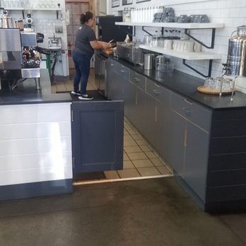 Avid Coffee - Beautiful interior - Cafes Near Me - Santa Rosa, California
