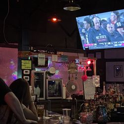Karaoke Houston Cafe & Bar - Game on!!